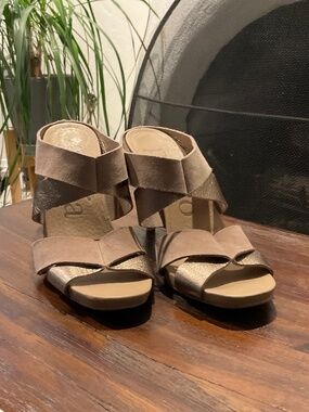 Pedro Garcia Nainsi Heels Tan/Gold Slip On Sandal Size EU 37/US 6.5-7